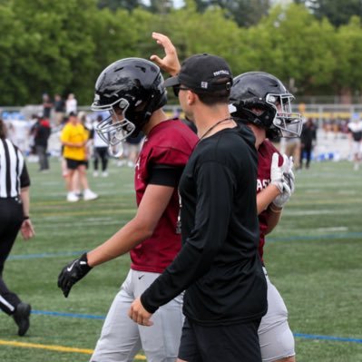 Defensive Coordinator @ Eastlake High School 🐺 #Seattle / #NC Sports Fan - Occasional Ball Knower - Wannabe Scout - Follower of Christ