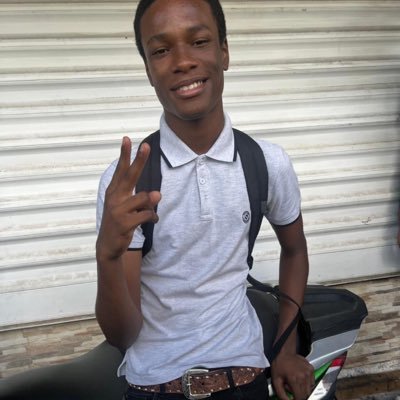 mistermidji54's profile picture. 