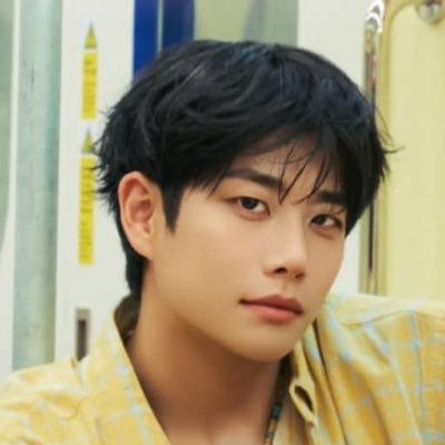 lizalde94776's profile picture. 