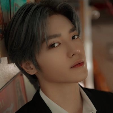 𝗣𝗮𝗿𝗼𝗱𝘆, 1995. build sturdy enchantment inherent through the soul, taking the thrones as prodigious ACE and leader of Neoble, Lee Taeyong.