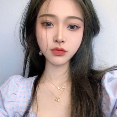 4M8qD9e0Izff4TR's profile picture. 