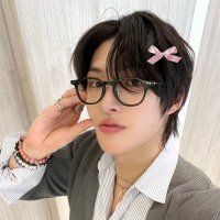 ana ◡̈ (@ughitsateez) 's Twitter Profile
