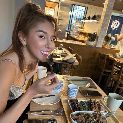 こんにちは😊 台湾出身の34歳です🇹🇼 日本文化が大好きで、特に寿司には目がありません🍣😍 日々新しい味を探求しています!