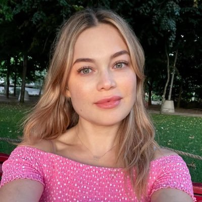 brigitte53807's profile picture. 