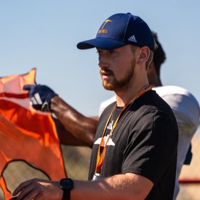 Assistant Cornerbacks and Spurs/Nickels Coach @UTEPFB | McMurry Alum '25 | Isaiah 6:8 | #PicksUp #WinTheWest