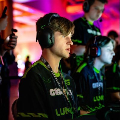 19 • halo player for @GhostifyEsports x @Luminongaming | musician/singer