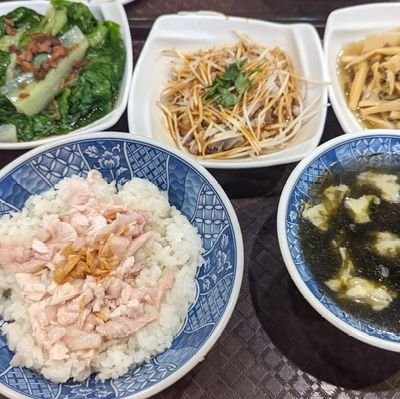【味覚は人それぞれ】パイナップルケーキ(鳳梨酥)の食べ比べにハマった🤗国際結婚🇹🇼夫🇹🇼大好き💓
台湾は14回済🫶🏻そろそろ、またヨーロッパに行きたいなぁ🥹🇹🇼🇺🇸🇩🇪🇨🇭🇫🇷🇦🇹🇮🇹🇬🇧🇻🇦🇱🇮🇲🇾