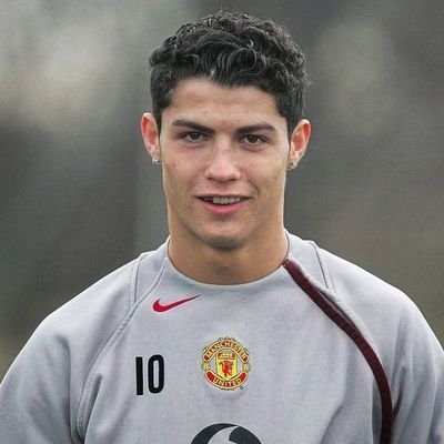 Piquerez, Dudu, Veiga, Gomez e Cristiano.
Cristão.
Design, Análises e Futebol.
