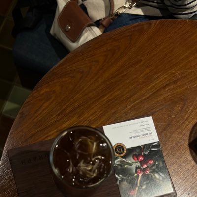 narakmaikup's profile picture. ถ้าไม่ดูแลกันแล้วก็คืนอิสระให้กัน :