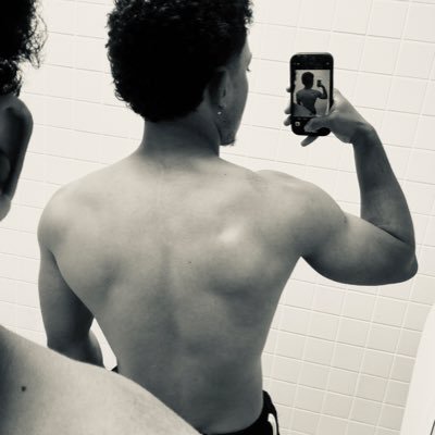 kakayzzl's profile picture. 