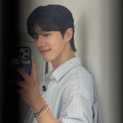 hehe_bh's profile picture. 