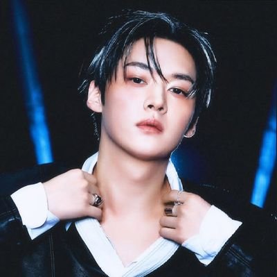 lvsskz__'s profile picture. 