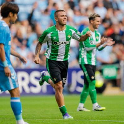 BETIS BETIS BETIS, POR ÉSTE ORDEN💚. Amante del Real Betis Balompié. Bético de la novena provincia.