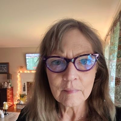 ✝️💐🇺🇲✂️Child of Jesus•Patriot•Crafter•Trump is my President•Nana•Second Time Around Mom•NO DMs‼