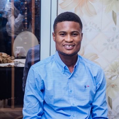 Djenninglumbu's profile picture. étudiant en économie et gestion, amoureux de la lecture, passionné de la politique et du foot