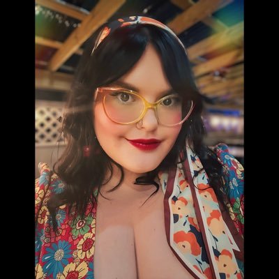 bytheshannynkt's profile picture. weird & wonderful ~ chunky but funky ~ local music photographer ~ mother of Squirm, the plushie turtle ~ 🌈