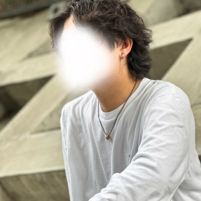 3040オーディション組/兼業/29歳/69kg/177cm/非喫煙/色々な話を聞くのがすき❣️/おしゃべり好きと繋がりたい/お酒好き/カクテル🍸作れます/白州が好き/泳ぐのが得意/音楽🎵好き/ゲーム🎮好き/年上好き/ハグしたらずっと離しません🥰
