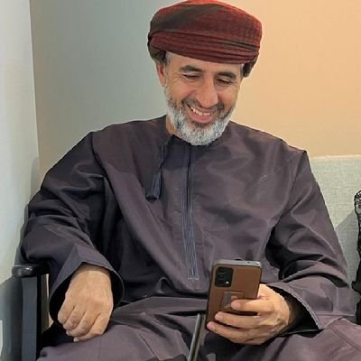 أتعس أنواع السلطة هى التي تفرض عليك أن تذكرها صباح مساء .