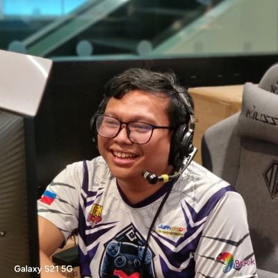 junky284FGC's profile picture. Geek, Nerd, Pervert, Jackass, Romantic, Musician, Gamer, Activist, Weird but a Gentleman :)