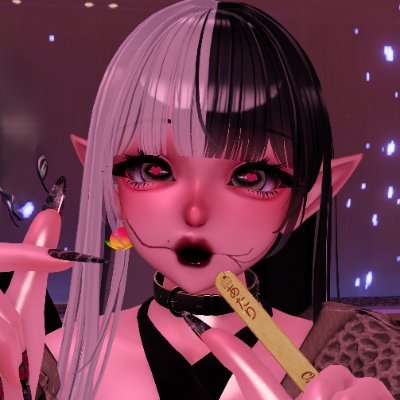 momo_ryouseirui's profile picture. お耳の恋人💄桃🍑です。
#VRC でフラメンコギターを弾いて歌ってブルースハープを吹きます。 #SelfishSing #duraznocascada 1800人規模の18禁ボイスFantia運営中💕