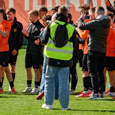 Redaktor sportowy @PolskieZF I Kocham futbol na każdym szczeblu - głównie od Ekstraklasy do III Ligi