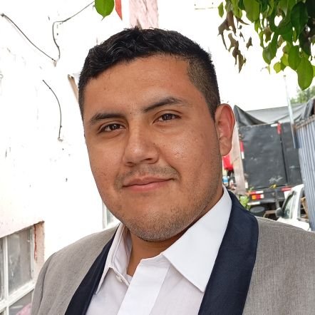Estudiante vitalicio de la @UNAM_MX
• Amante ferviente de la política y la historia • Omnia ad sapientiam • Ni chairo ni Fifi, simplemente pensante.