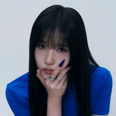 STREAM “ THIS IS FOR ” 💙
and btw I'm also ready to defend my girls to the HATERS y'all
