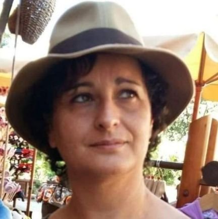 andreapest67311's profile picture. 