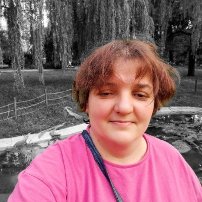 Narozena🤱 @NaBulovce hrála ve filmu 🎬 @SuratDariPraha 🇨🇿🇪🇺♀️♍🐶🍇🦢🐻✝️🩸🅱️➕