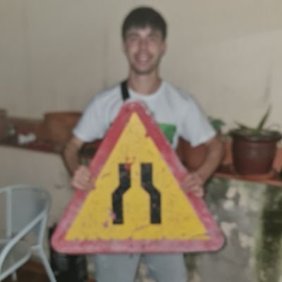 ianr39's profile picture. Institución de enseñamiento al lanzamiento de enanos 👍
cis-hetero 👍