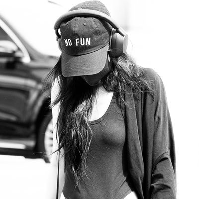 xiaolongpola_'s profile picture. 