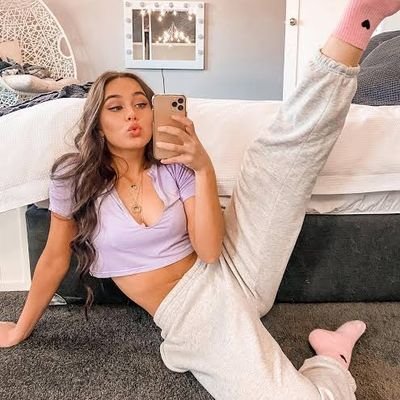 AngelRo1193118's profile picture. my zangi  number 1095780322