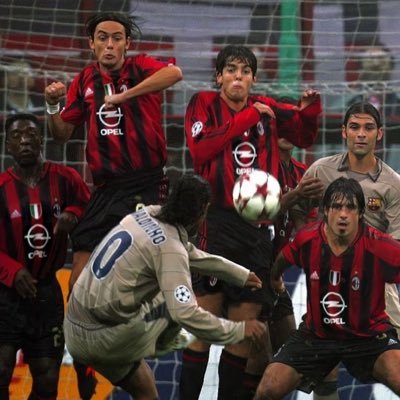 primerojournal's profile picture. Study at S.Raffaele (Rome). Passionate about journalism and scouting 🗞️🔍   I love football and I have an important culture.