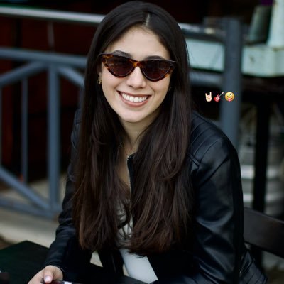 gosto do verão, faço vídeos, publicidade e algumas gracinhas