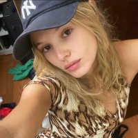 azra (@hervelerc) 's Twitter Profile