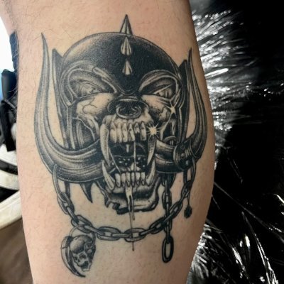 Metalhead. Tattoo and Dive-Bar enthusiast. Live in Northern Ireland, caravan in Prague.
