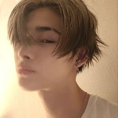 ؘ Profile