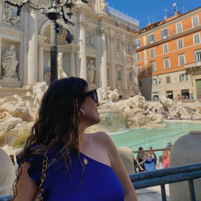 noeliaabnzzz's profile picture. 🪩🐬✨🌊🌸☀️🤍🦋 // alborán