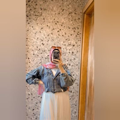 MFM40
5th grade (medical student)🩺
seniora🥳🤩🎓
وفي البساطة الجمال كله🫶🏻❤️