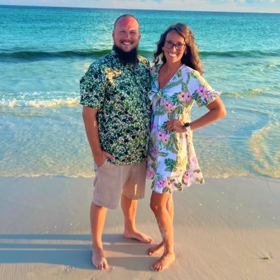 💙WheatlandMules💙🔬4/5/6 Science Teacher🧪 🏀Asst. Basketball Coach 🏀🎶70s80s90sRock🎶 📚Crossed By: @authoremilym📚🏈@Chiefs🏈 ⚾️@Cardinals⚾️