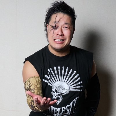 暗黒プロレス組織666/ハーレー乗りInstagram:kenyade666/ https://t.co/R31JPL6rse 欲しい物リスト https://t.co/haTipsPzCW