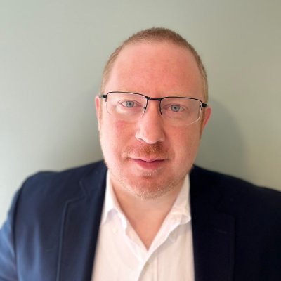 Lawyer, Author, Founder of Books for Experts. Helping Lawyers win AI and human Referrals. Building the field of Authority Intelligence Optimization (AIO).