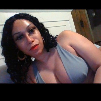 niggas be thinking hoes wanna be wifed! Fuck that shit. Gimme some dick & leave my money on the dresser when you leave!