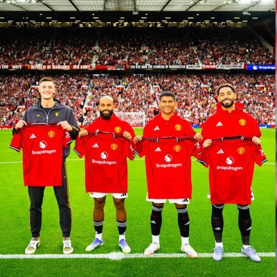 Dont give small money chance👊🏼🔥 Original and Dedicated Manchester United Fun #REDDEVILS #MUFC🔰🔰 #GlazzersOut #TenHagEra