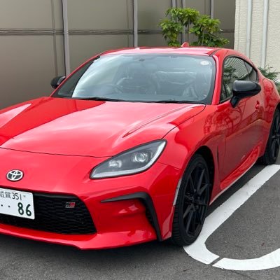 GR86_ZN8_05's profile picture. 車の知識がほとんど無いので色々教えてください！　多分いっぱい質問します！