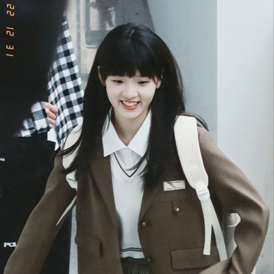 HuuLuc90671's profile picture. 