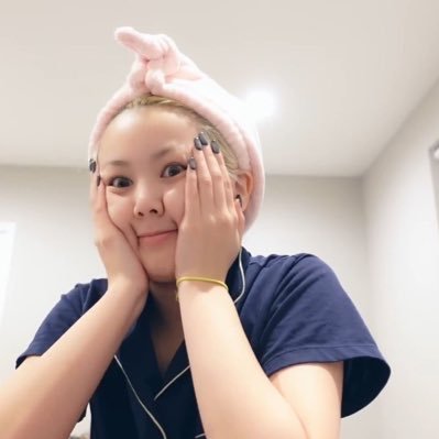 young_da1's profile picture. 無言フォロー失礼致します ALPHAZの皆さん仲良くなりましょう👽 93年式メンズALPHAZです🐺👽🚀 ひーちゃん おヒナ激推しよりの箱推し💎🩵ワルツ 有明2/23ぼっち参戦 コカコーラ10/12日参戦 おヒナ大好き💎🩵