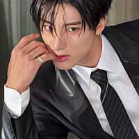 E12YJ's profile picture. ɑ 𝒘hirlwind of energy — step into ɑ
wild ride ) no time for slowing down.