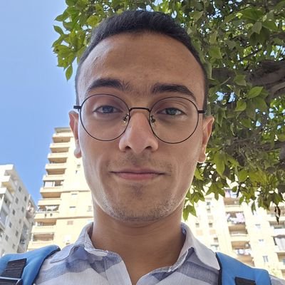 Inten doctor at Alex University 🩺
واحد بيفكر خارج الصندوق 🥴
