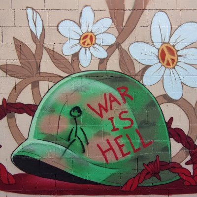 Wenn der Staat bestimmt, was gesagt werden darf, und Grundrechte eingeschränkt werden, verlieren Demokratie und Meinungsfreiheit ihren Sinn.